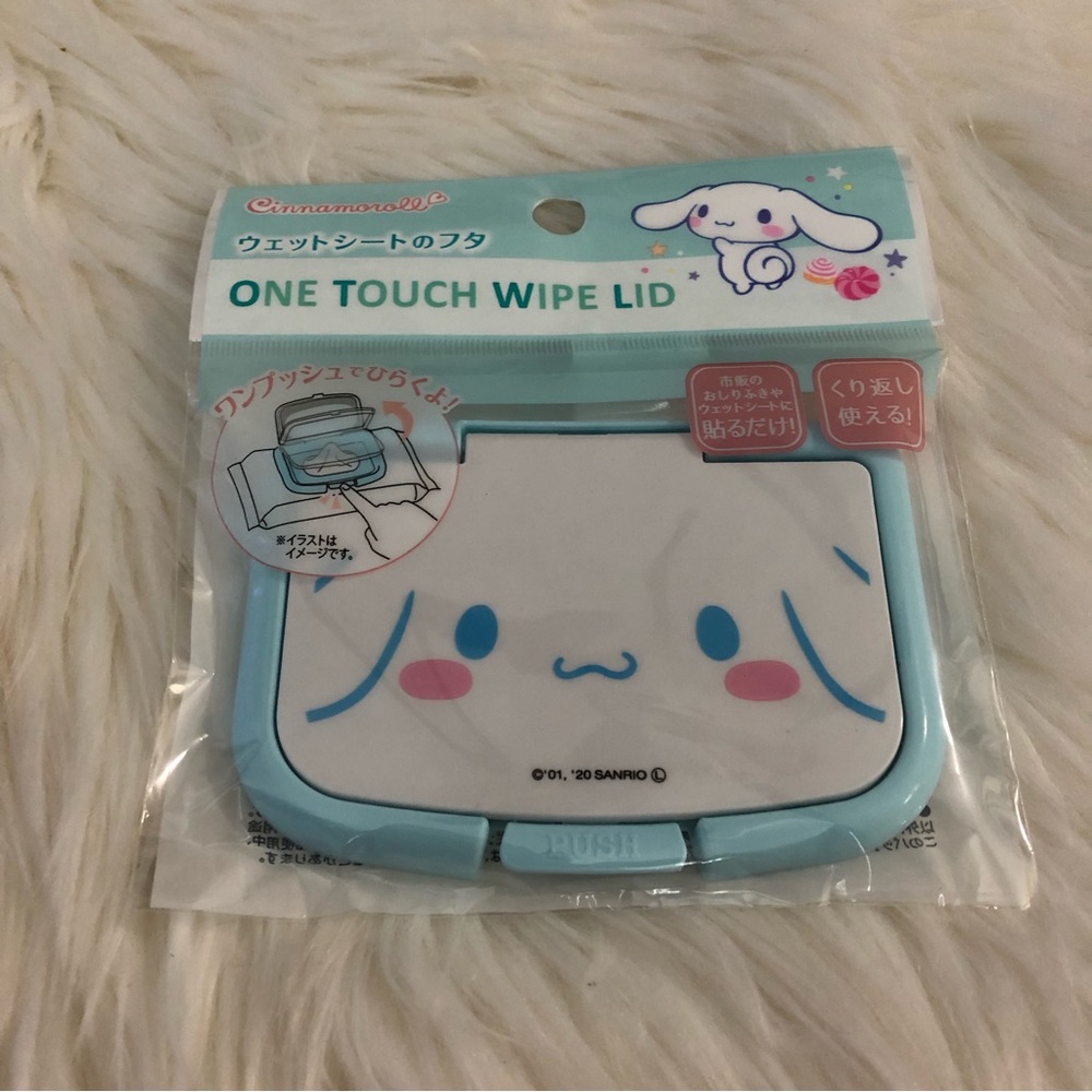 NEW Sanrio Cinamoroll Plastic One Touch Wipe Lid